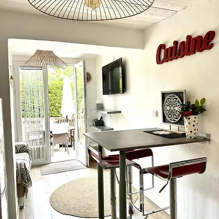 525 Avec Piscine Holiday home Sainte-Maxime